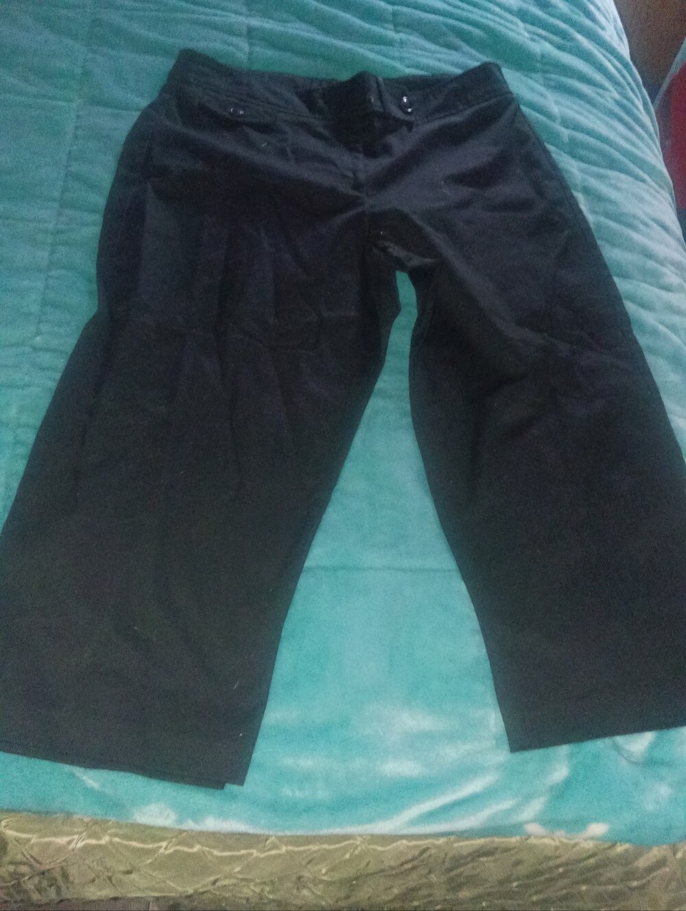 Black Women's Briggs NY Capri Pants